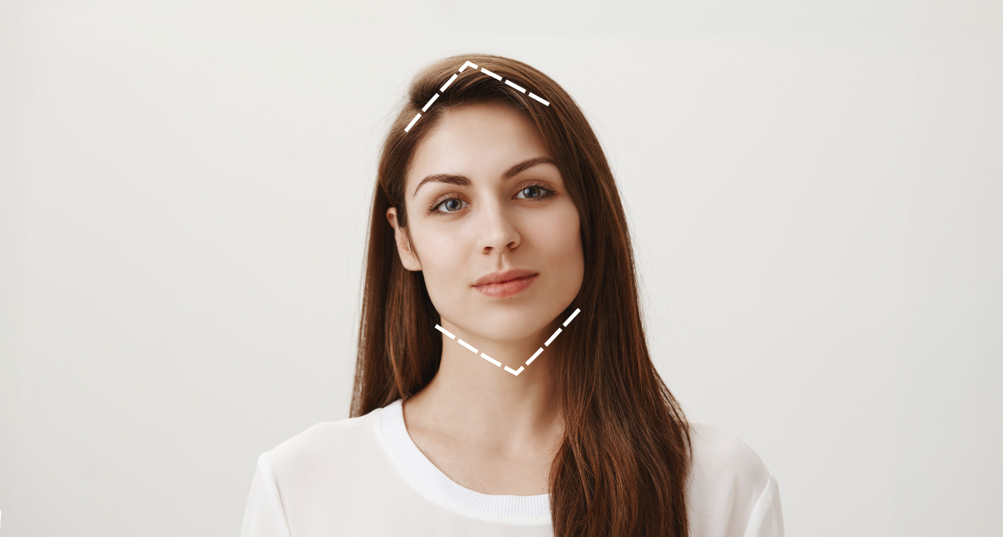 contorno punteado de un rombo alrededor de la cara para ilustrar la forma del rostro