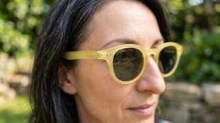 Izipizi Sun #C Yellow Honey Imagen generada