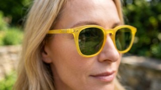 Izipizi Sun #E Yellow Honey Imagen generada