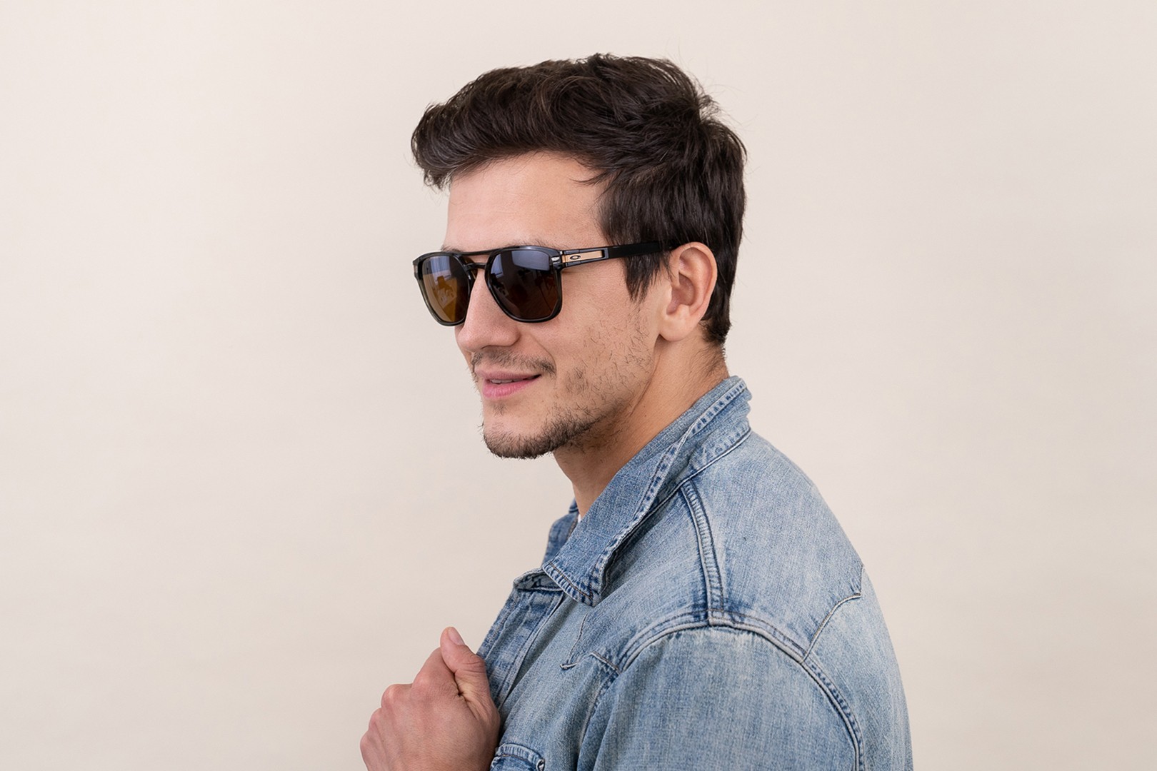 Gafas oakley top latch beta