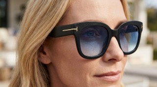 Tom Ford Beatrix-02 FT0613 01W 52 Imagen generada